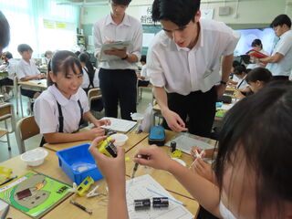 105806_01.jpg