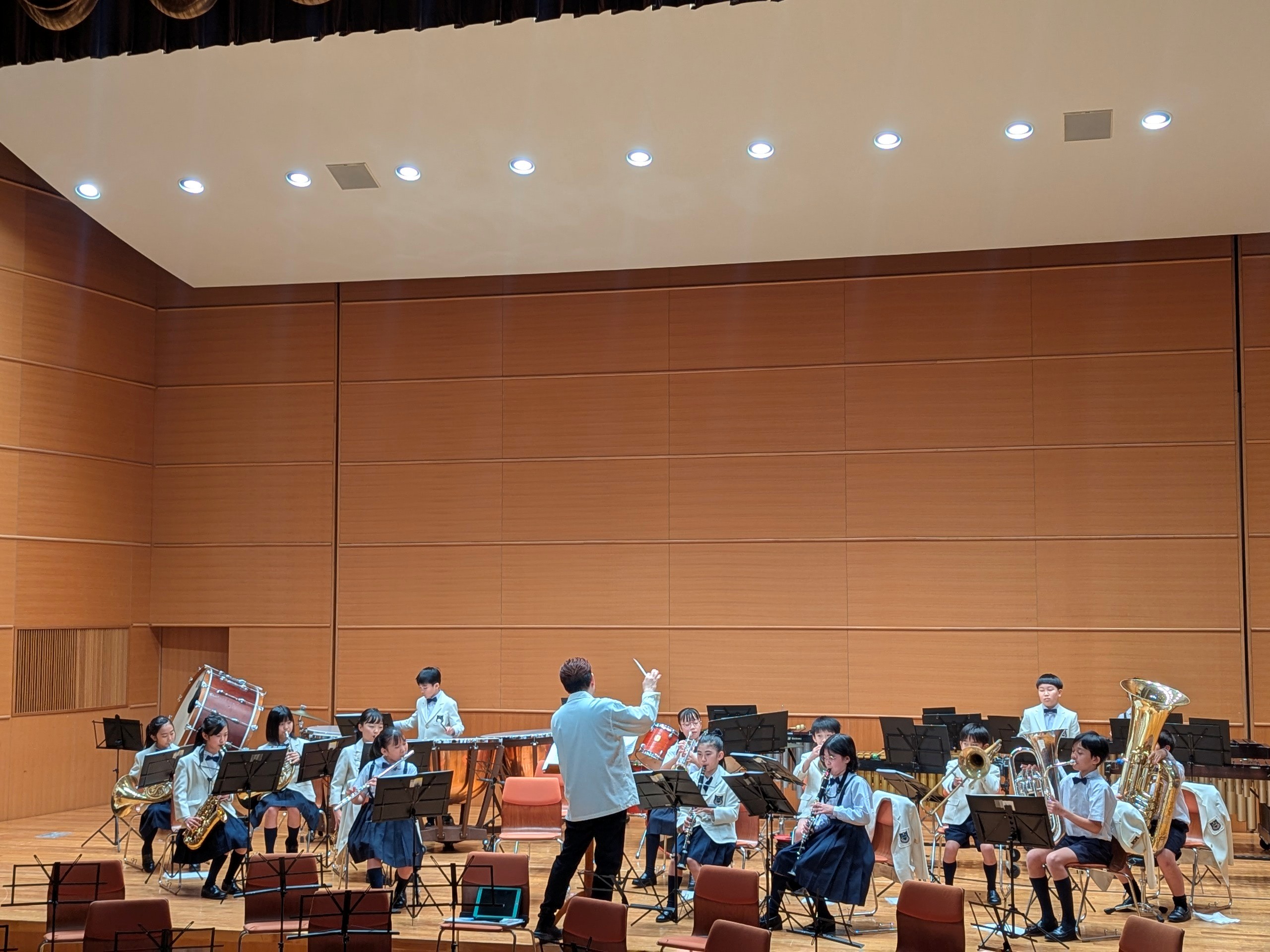 100751_01.jpg 100751_01.jpg